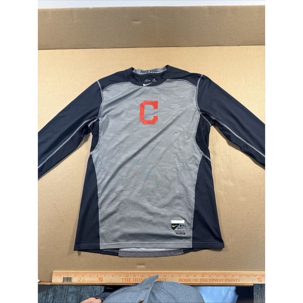 Cleveland Indians Nike Pro 3/4 Sleeve‎ Large